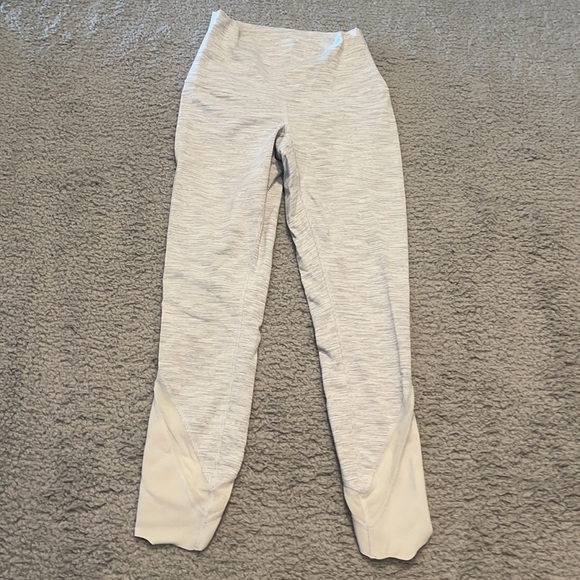 Lululemon Wunder Under Crop High-Rise *Roll Down Scallop Full-On Luxtreme 23" - Picture 3 of 7